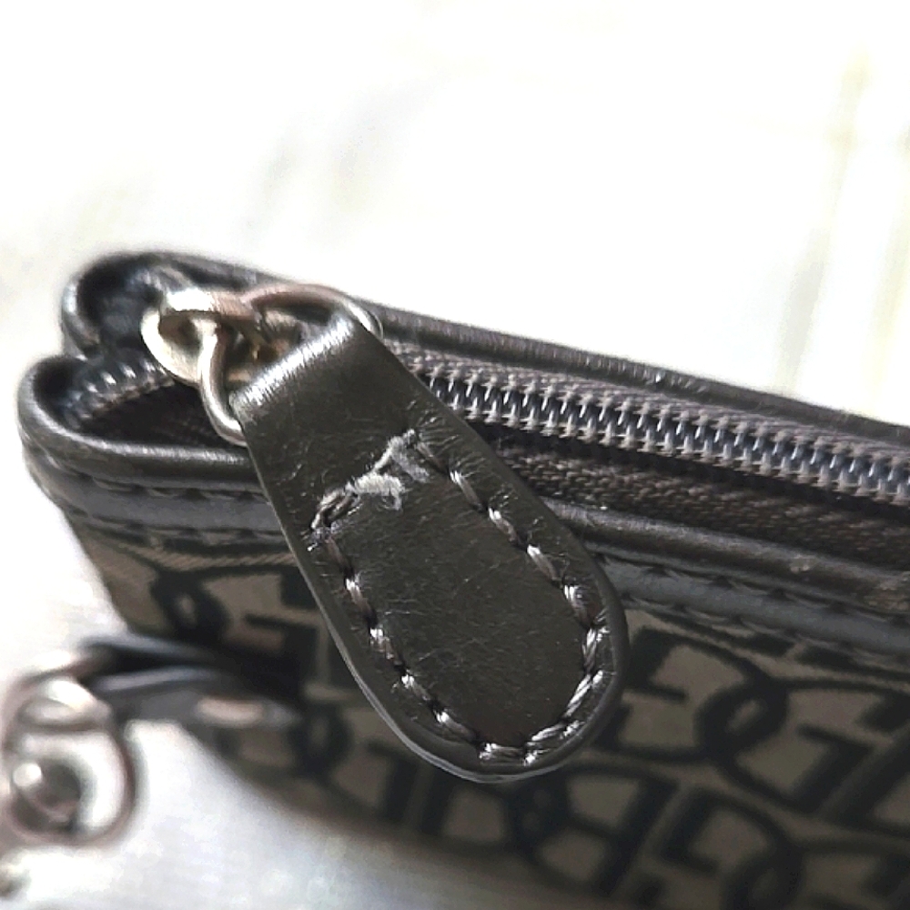 Giani Biani Black & Gray Key Pouch - Picture 10 of 16